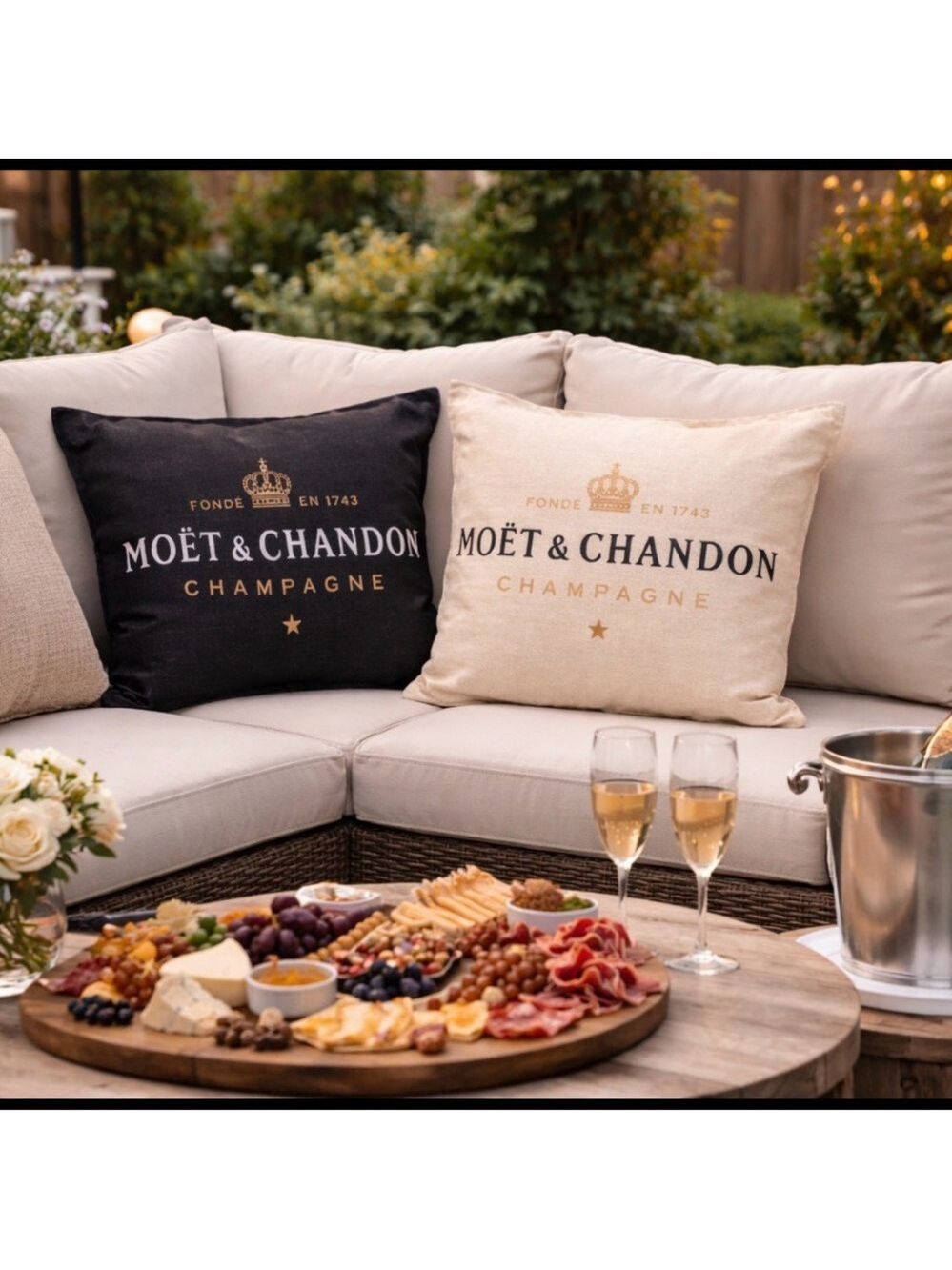 MOËT & CHANDON LUXURY THROW PILLOWCASES SET OF 2 - BLACK & CREAM 16” BRAND NEW